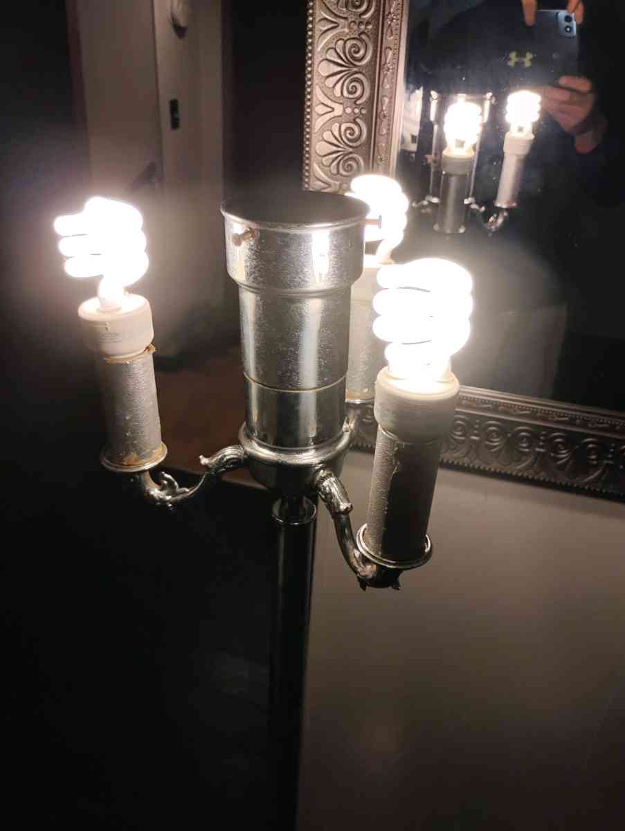 Art Deco chrome plated metal marble floor lamp 1930s - Helena, Oklahoma - FleaMarketBay