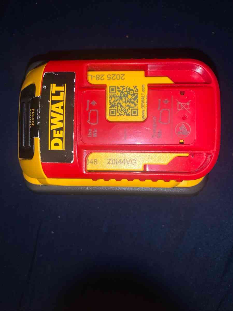 Dewalt DCB606 Flex Volt 20V 60V Max 6AH Battery - Campbellsville, Kentucky - FleaMarketBay