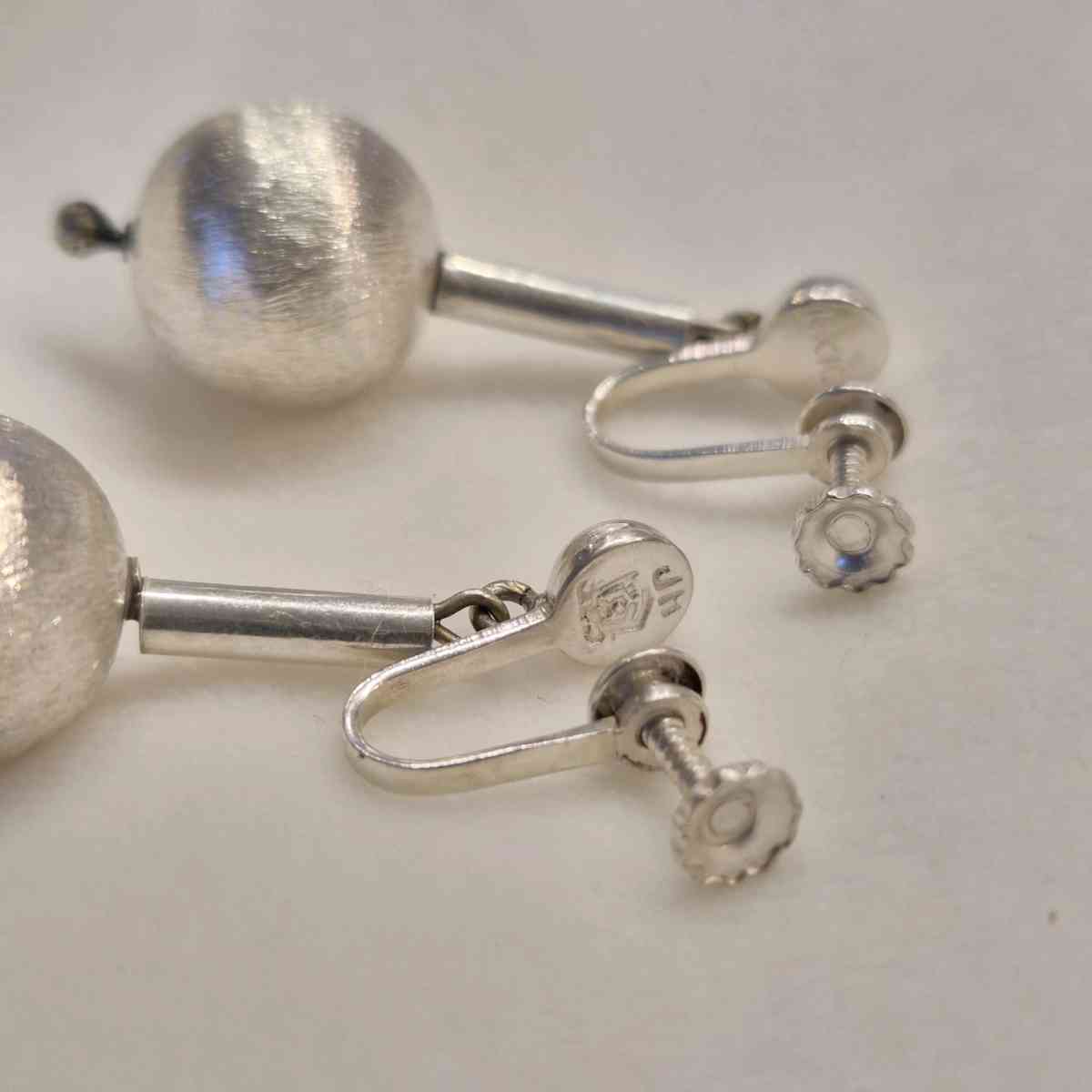 Sterling silver drop ball earrings - Trenton, New Jersey