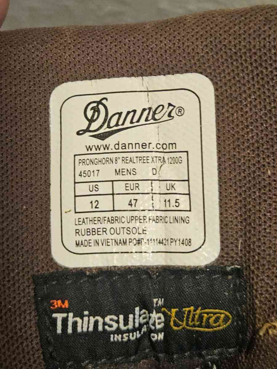 Danner Gortex Pronghorn Boots - Tulsa, Oklahoma - FleaMarketBay