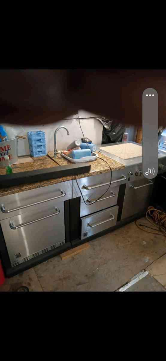 outdoors kitchen - Augusta, Georgia - FleaMarketBay