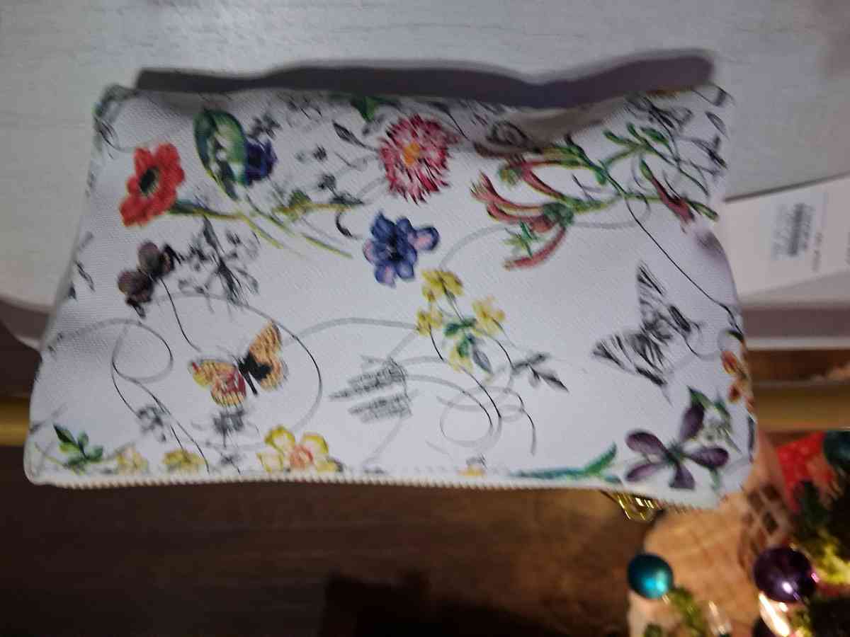 Women handbag - Fayetteville, Georgia