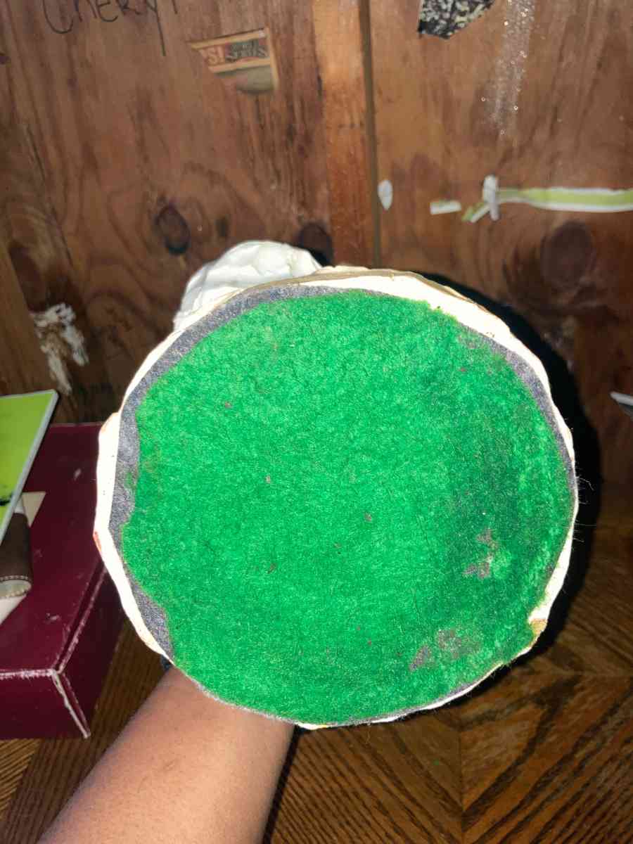 Universal Statuary Vintage Statue - Essington, Pennsylvania - FleaMarketBay