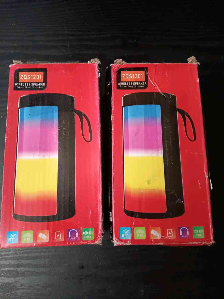 ZQS SMALL BLUETOOTH LED SPEAKERS - Bronx, New York - FleaMarketBay