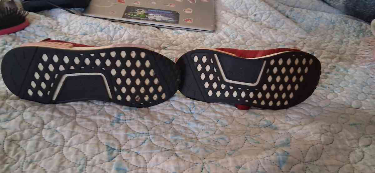 Adidas sneakers - Hudson, Florida - FleaMarketBay
