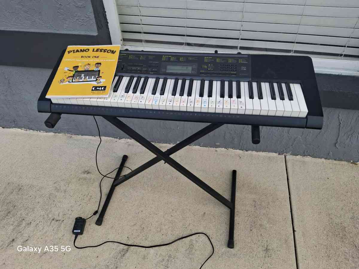 Garage Sale - Kissimmee, Florida - FleaMarketBay