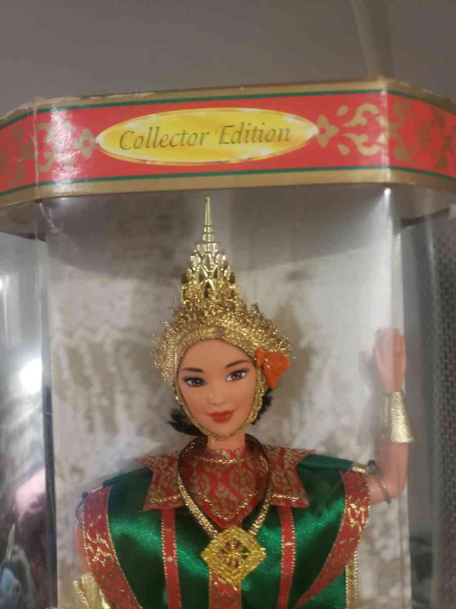 Thai Barbie Doll 1997 Thailand Dolls of the World Collectors - Shelby, North Carolina - FleaMarketBay