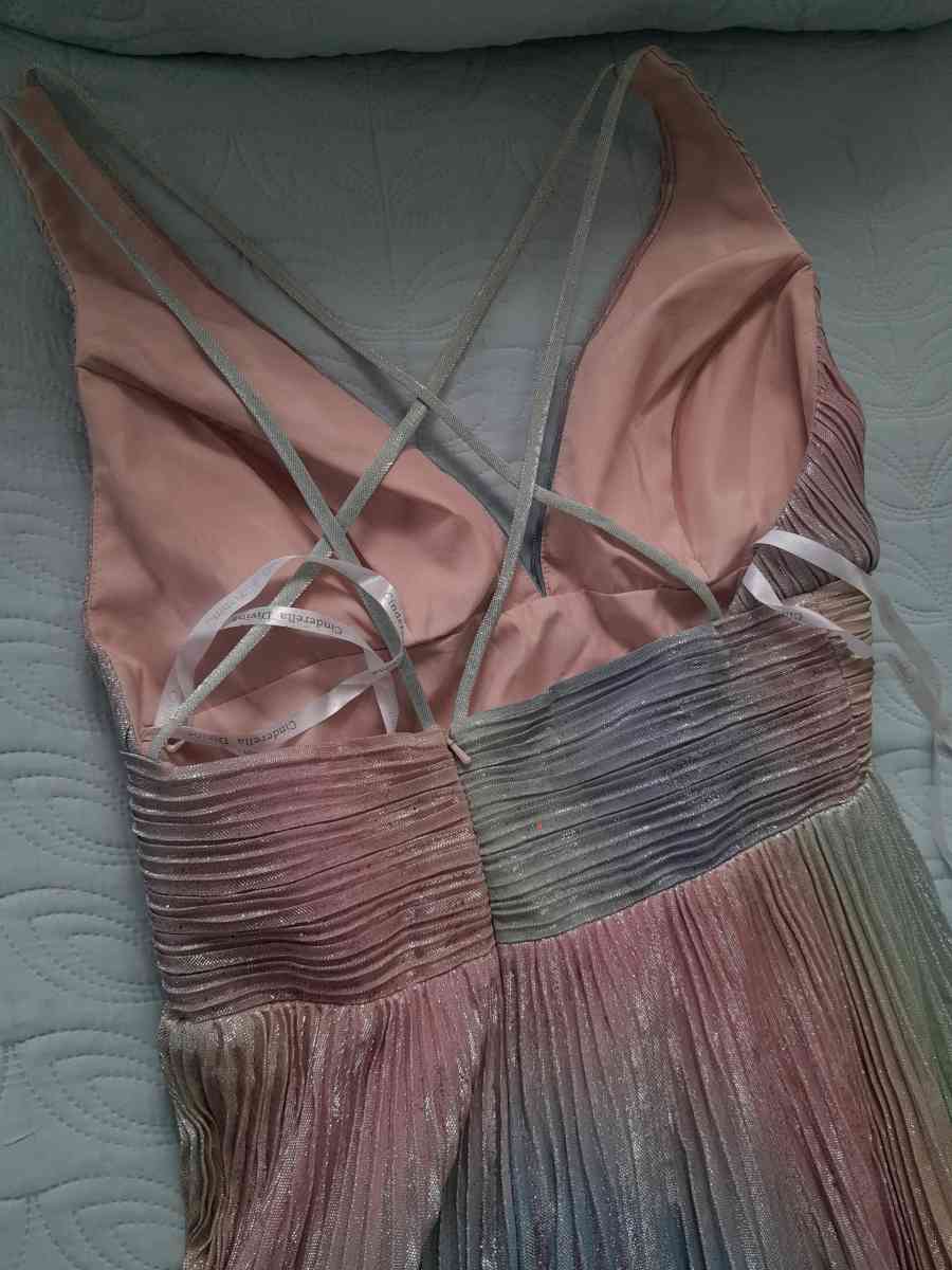 Bundle formal prom gown shoes and accessories - Los Angeles, California - FleaMarketBay