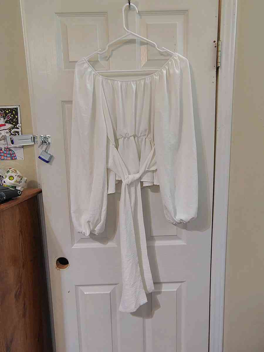 Altard State Blouse - Nashville, Tennessee - FleaMarketBay