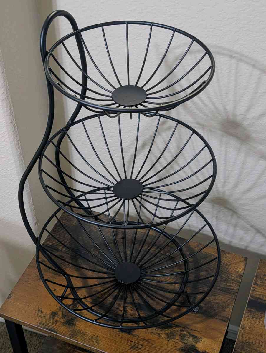 3tiered fruit basket - Irving, Texas - FleaMarketBay