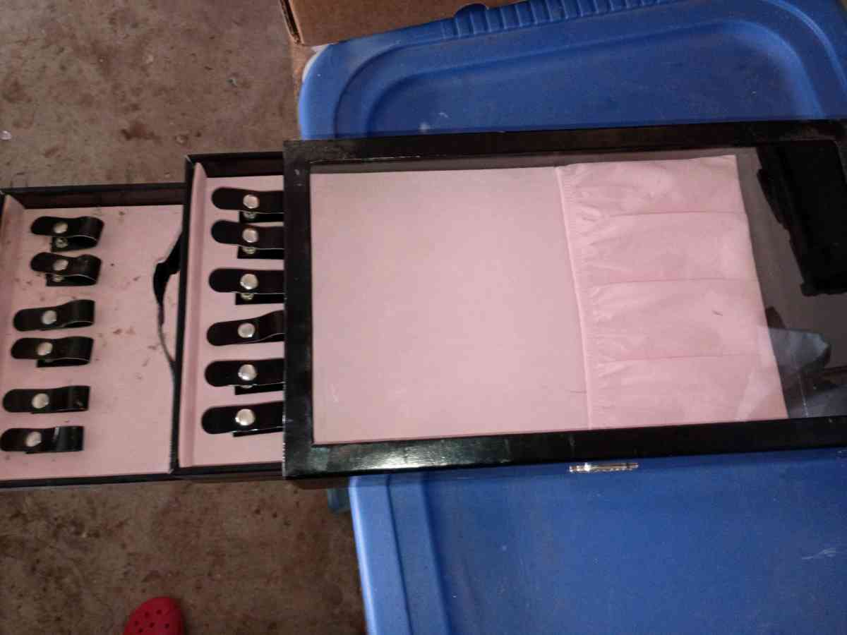 2 Antique Jewelry Boxes - Columbia, Missouri - FleaMarketBay