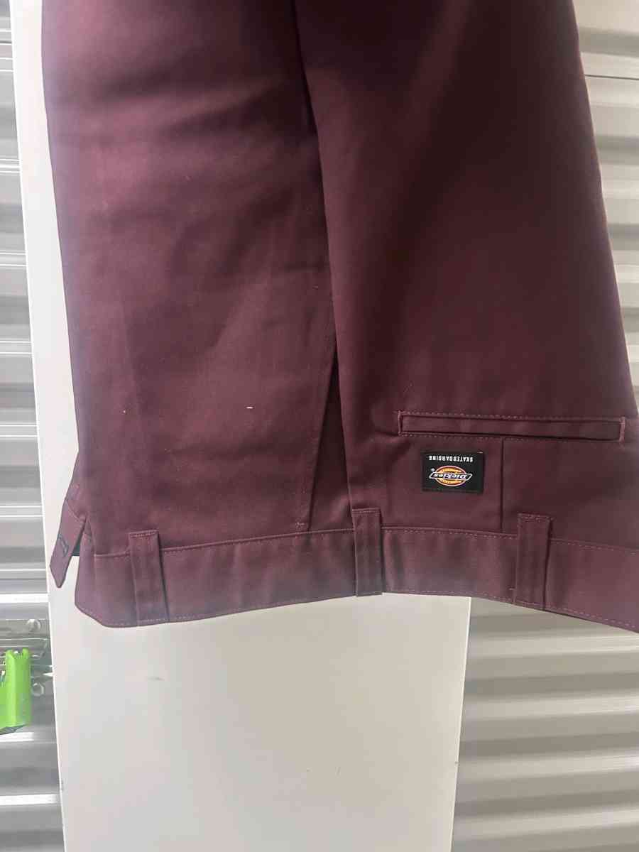 dickies - Metairie, Louisiana - FleaMarketBay