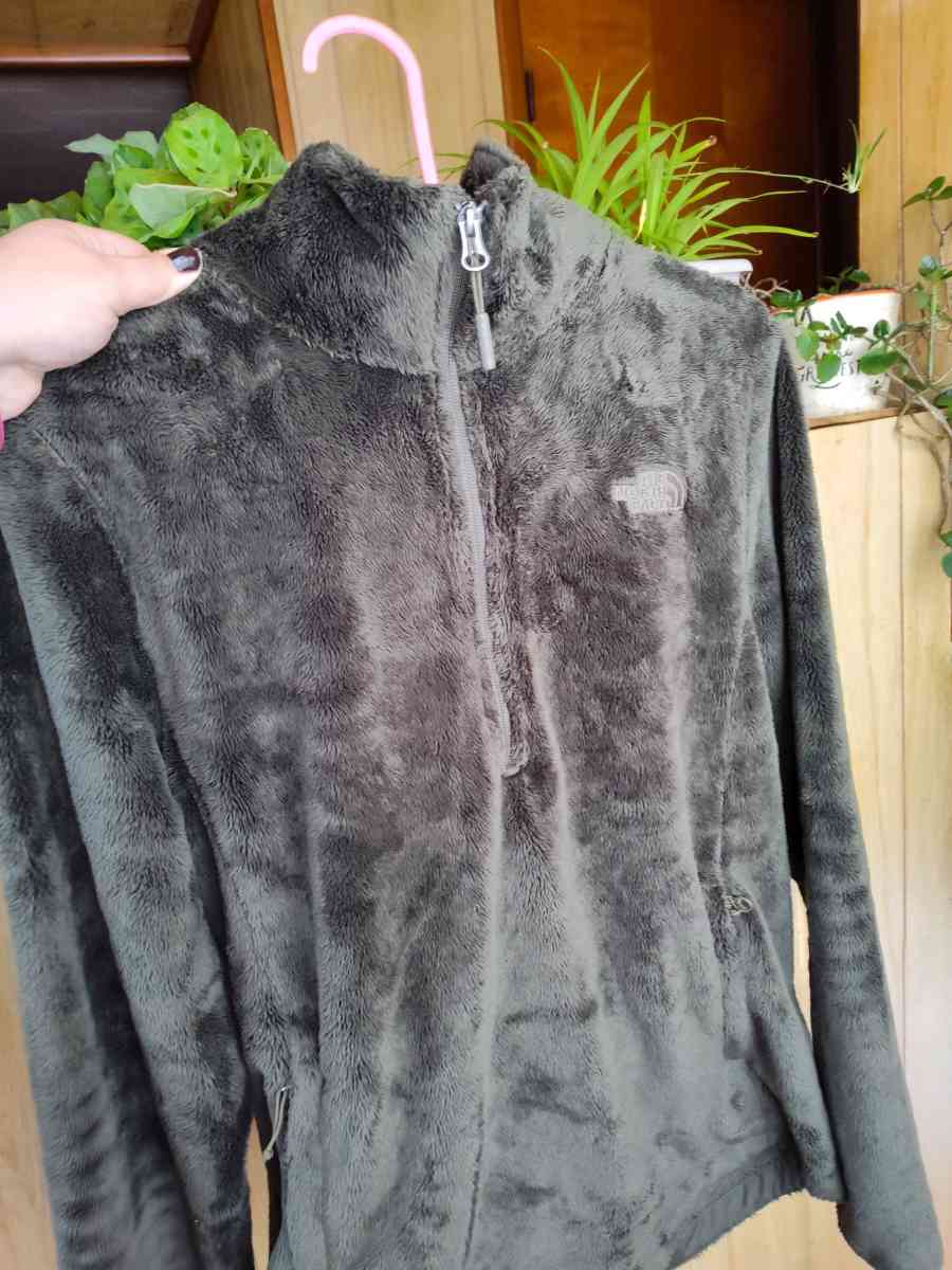 The North Face Women Osito Fuzzy Pullover - Mogadore, Ohio