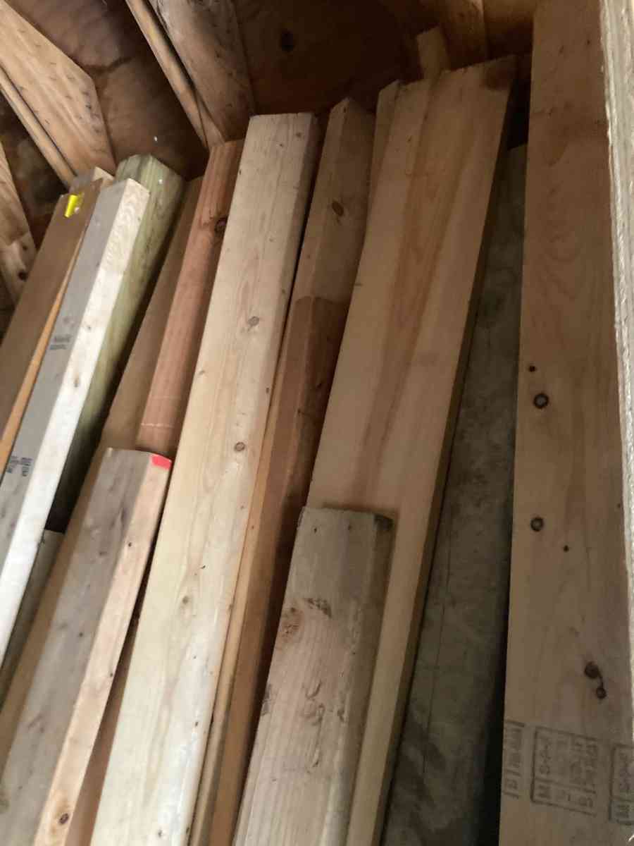 Wood Contractor Beams - Essington, Pennsylvania - FleaMarketBay
