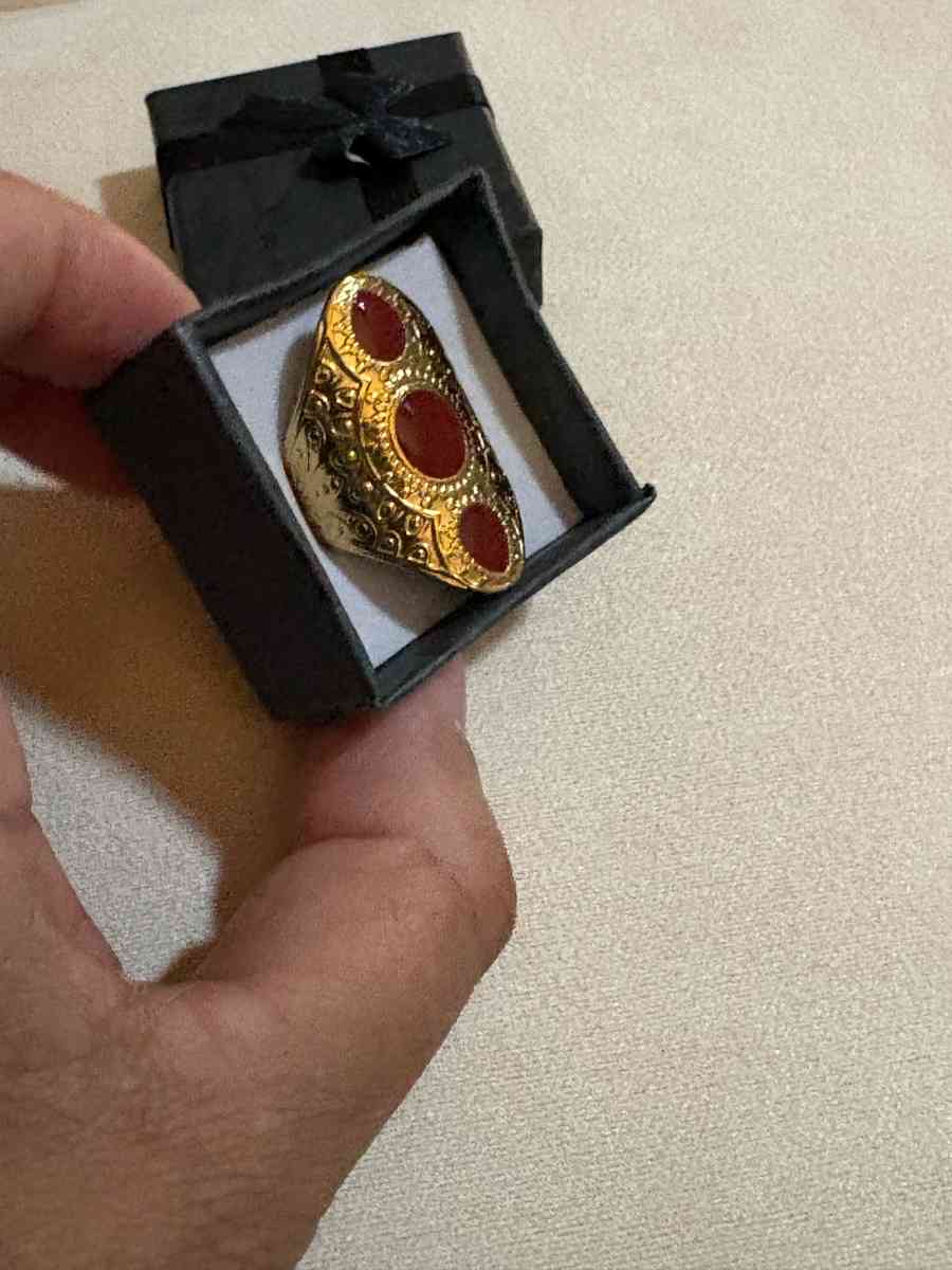 anillo laminado en oro size 7 stainless steel - West New York, New Jersey - FleaMarketBay