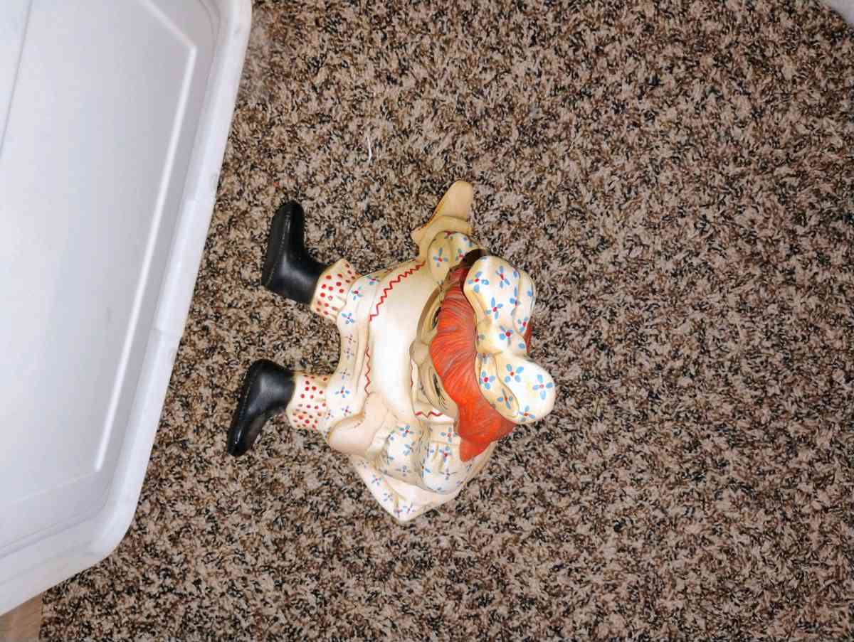 1970s hand painted ceramic statue of raggedy ann - Omaha, Nebraska - FleaMarketBay