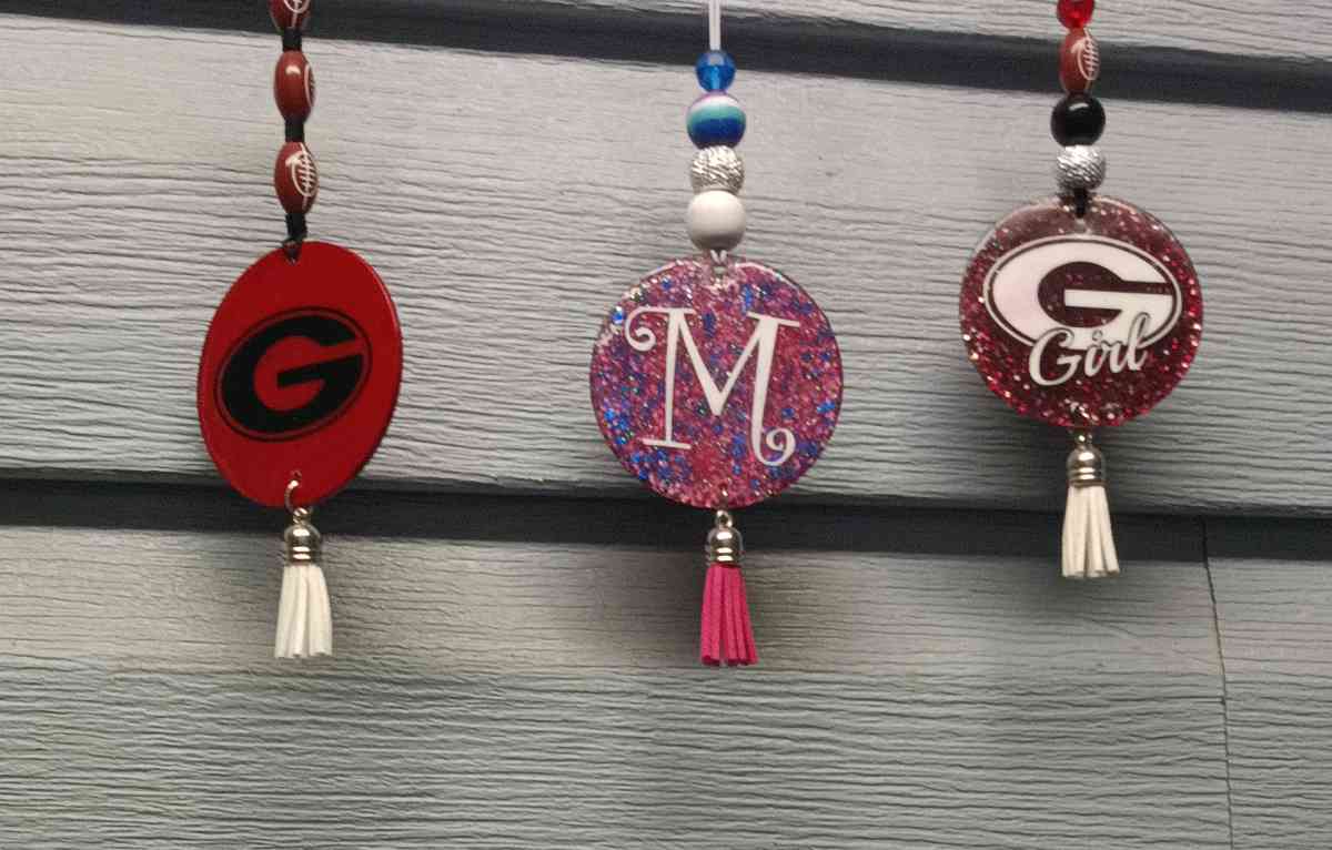 CAR MIRROR HANGER - Fort Mitchell, Alabama - FleaMarketBay