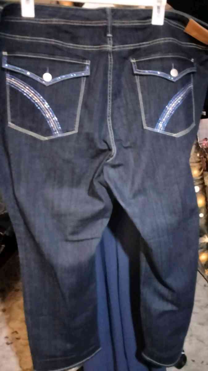 seven 7 by lane bryant  plussize - Adelanto, California - FleaMarketBay