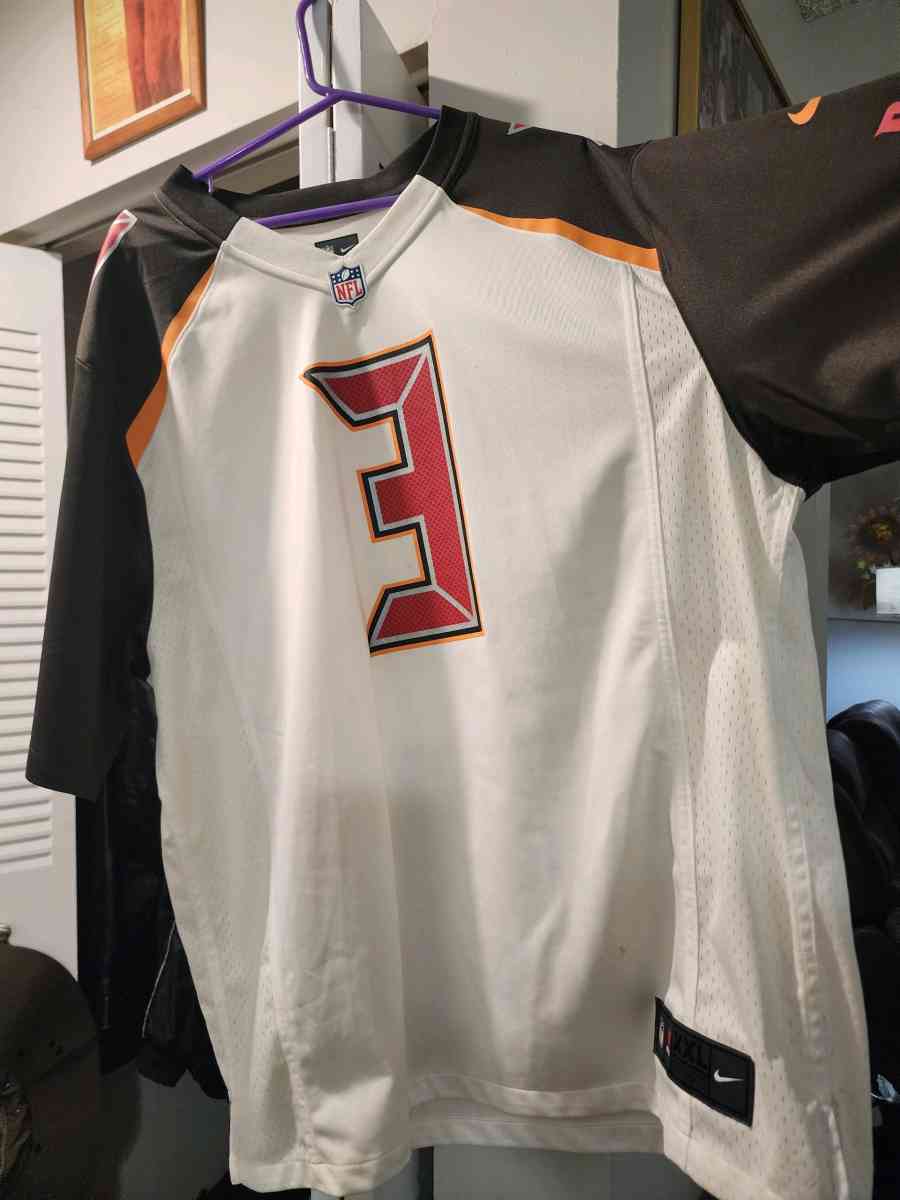 Winston Buccaneers jersey - Knoxville, Tennessee - FleaMarketBay