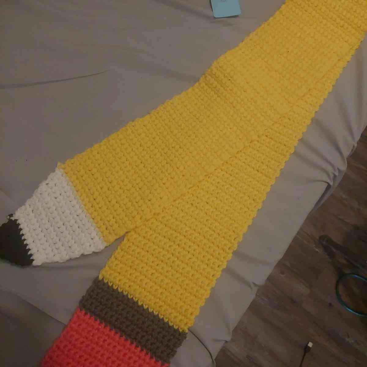 crochet pencil scarf