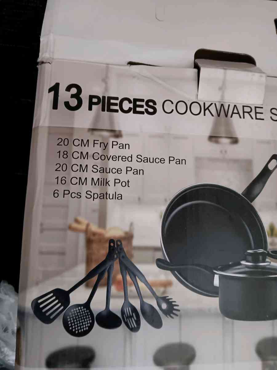 13PC SMALL COOKWEAR SET WITH UTENSILS - Bronx, New York - FleaMarketBay