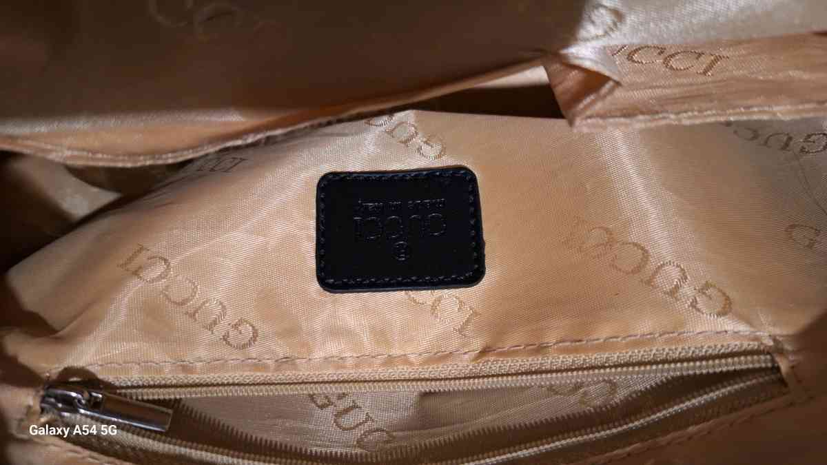 Gucci bag - Indiana, Pennsylvania - FleaMarketBay