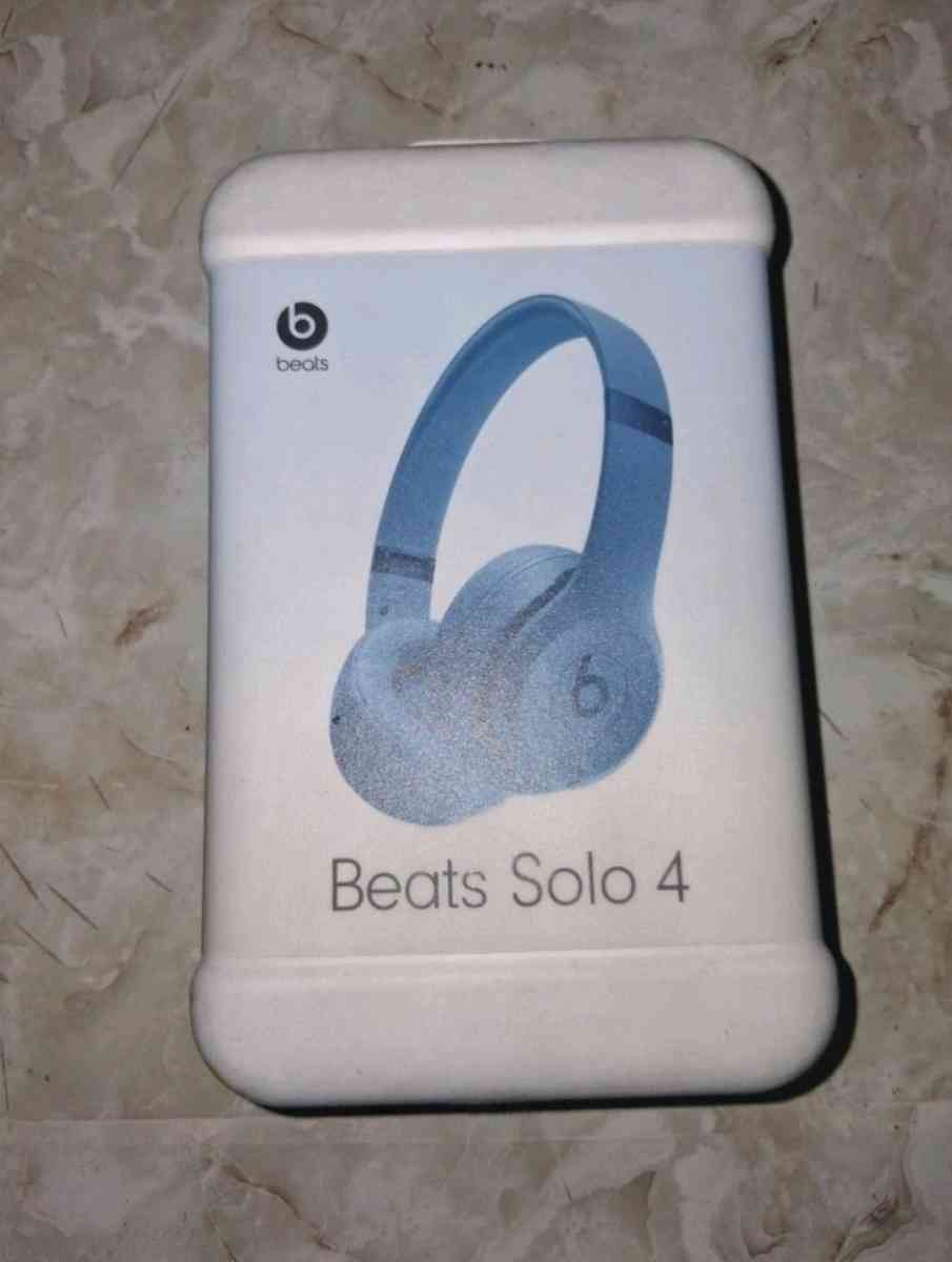 beats headphones - Orlando, Florida