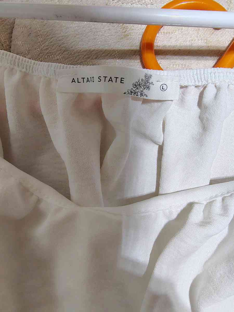 Altard State Blouse - Nashville, Tennessee - FleaMarketBay