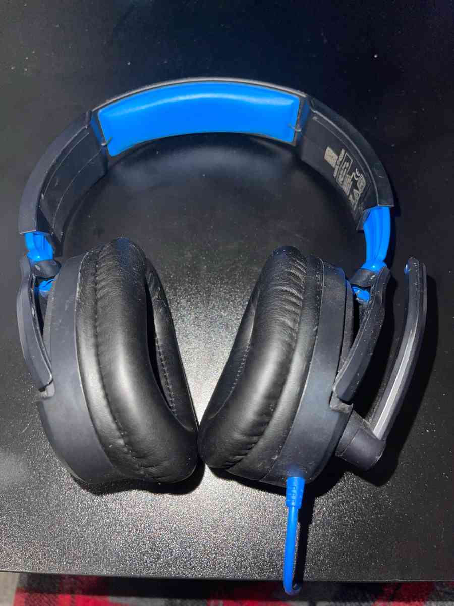 PS5 Digital Edition Bundle  Ready to Go - Mesa, Arizona - FleaMarketBay