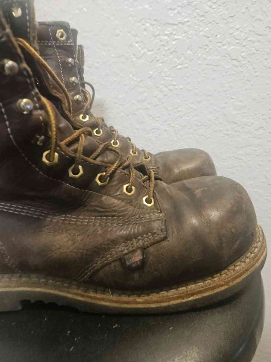 Thorogood Mens 8 Steel Toe Boots - Tulsa, Oklahoma - FleaMarketBay
