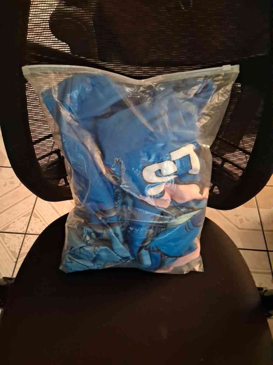 Disney Stitch Zipper Hoodie Sweatshirt Size XXL for Women - North Hollywood, California - FleaMarketBay