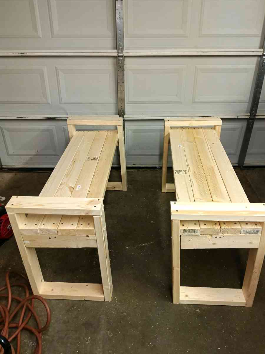 entry way are Hall way benches - Greenville, South Carolina - FleaMarketBay