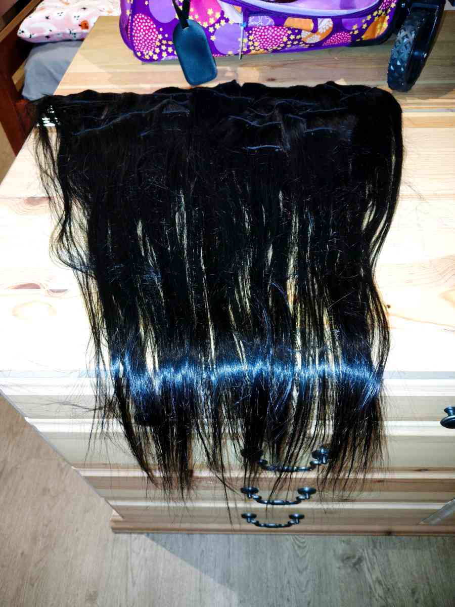 30 inm 100 real human Brazilian Clip in hair extensions - Salt Lake City, Utah