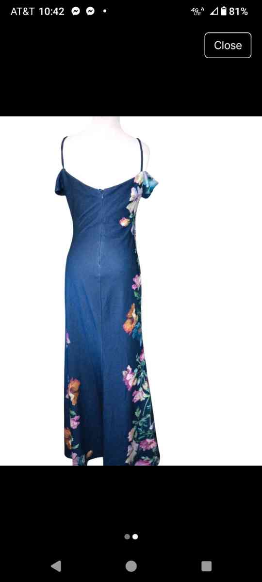 Womens Navy off The Shoulder Evening GownFloral Accent SZ 8 - Columbus, Mississippi - FleaMarketBay