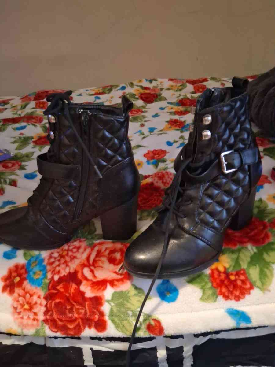 BK Muna Quilted Bootie Boots Heel - Manchester, New Hampshire