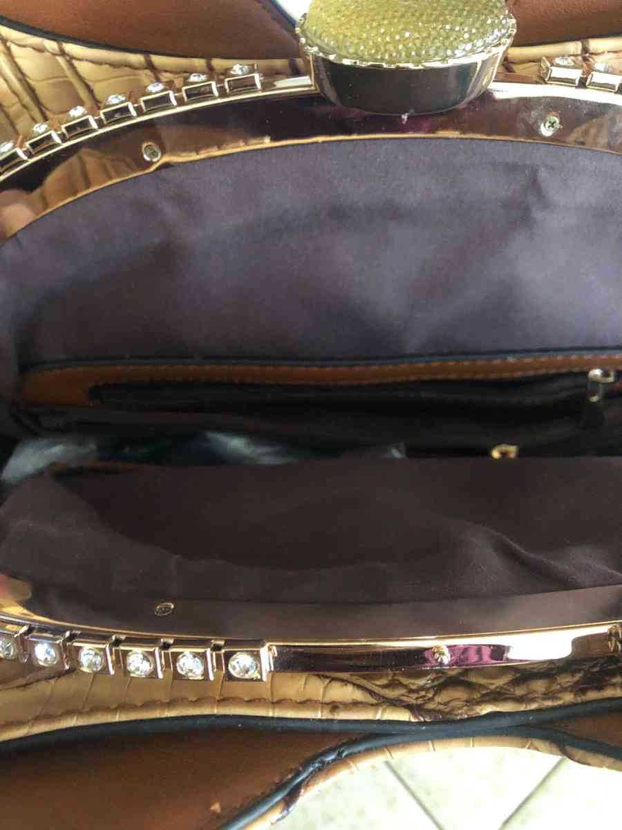 ladies bag - West Sacramento, California - FleaMarketBay