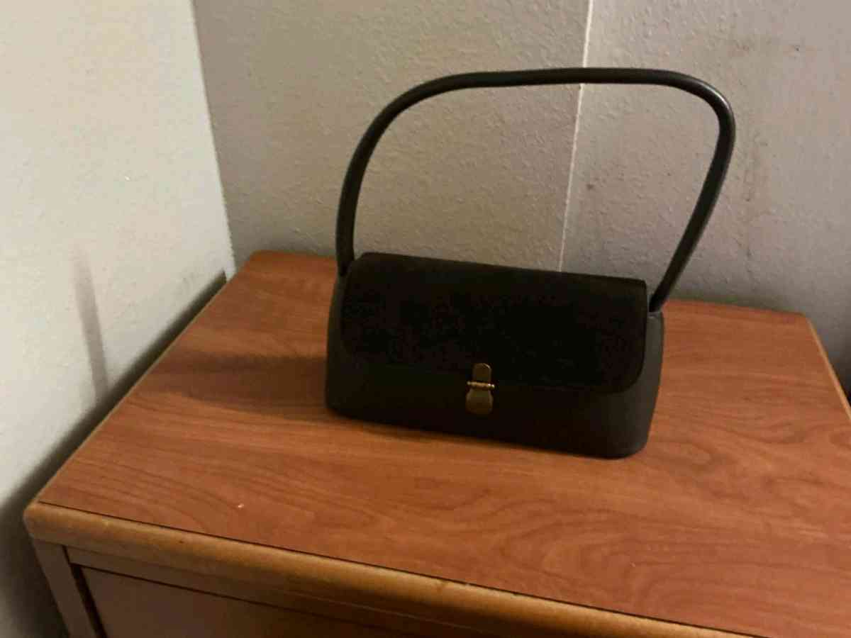 chocolate brown small bag - Atlanta, Georgia