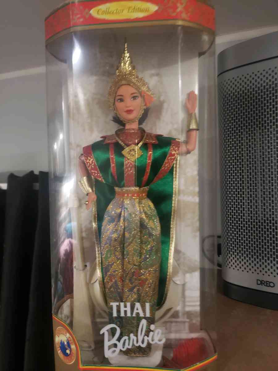 Thai Barbie Doll 1997 Thailand Dolls of the World Collectors - Shelby, North Carolina - FleaMarketBay