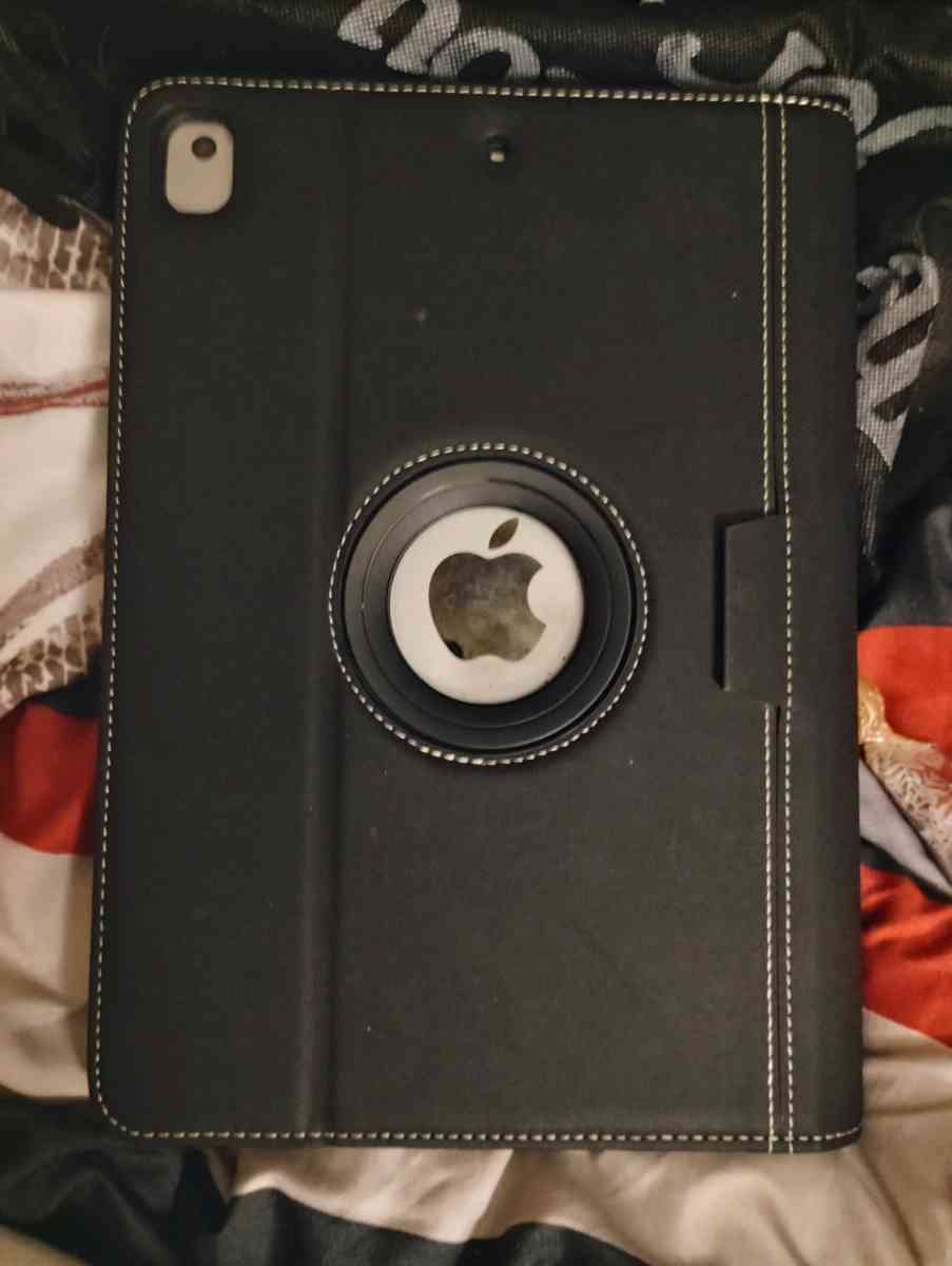 iPad pro - Mendon, Massachusetts