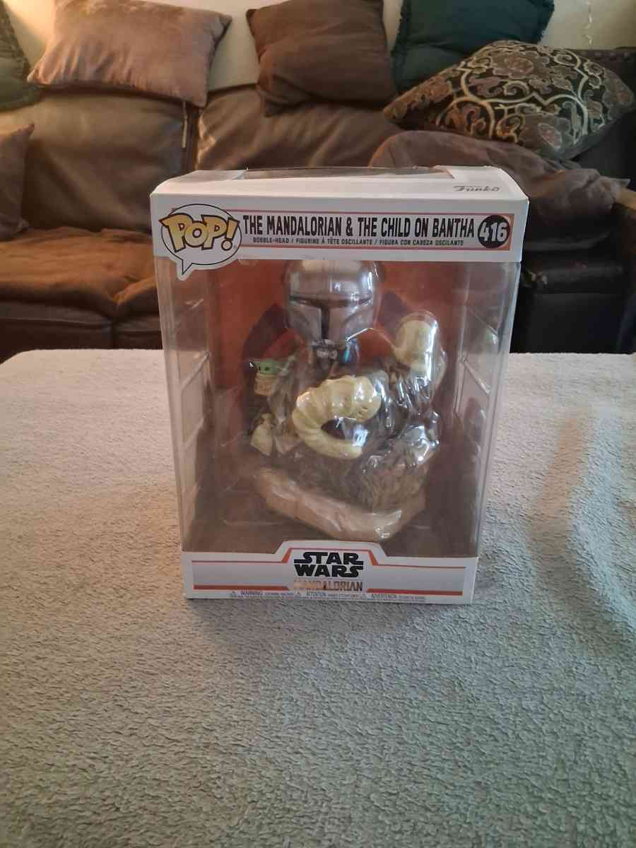 Funko Pop Deluxe Star Wars The Mandalorian 416 Figure - North Hollywood, California
