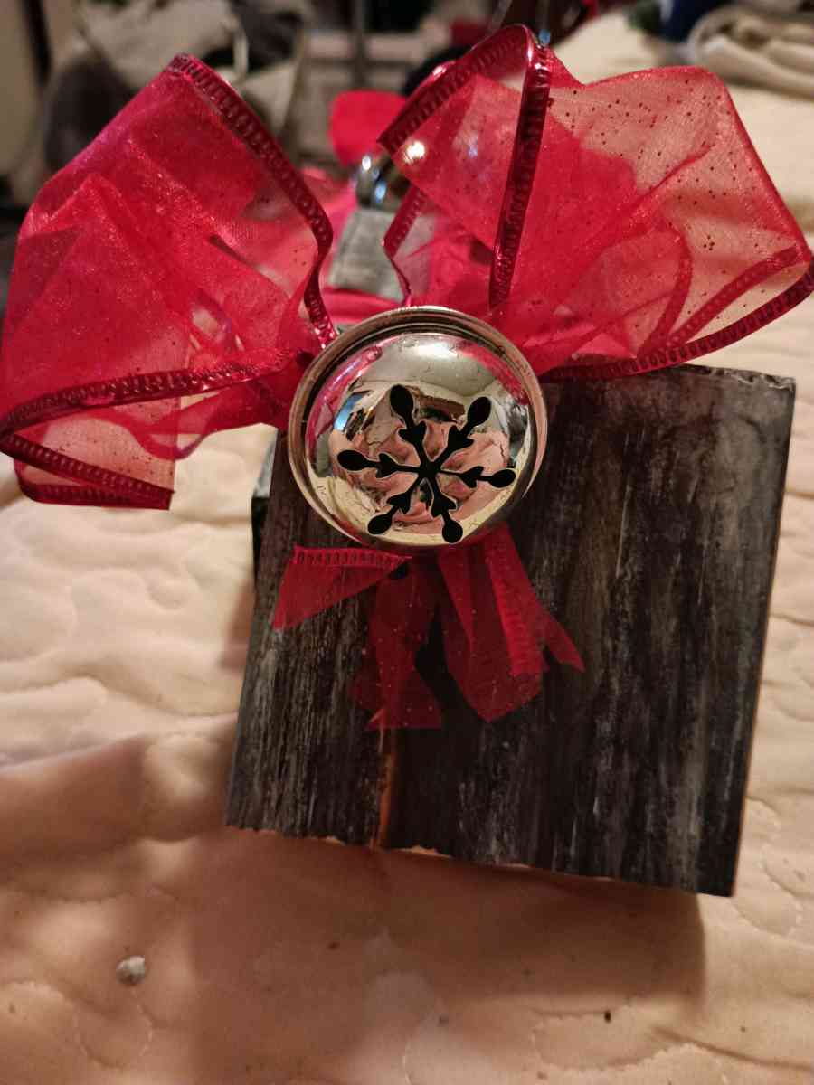 small wooden blocks made into Christmas decorations - Waco, Texas - FleaMarketBay