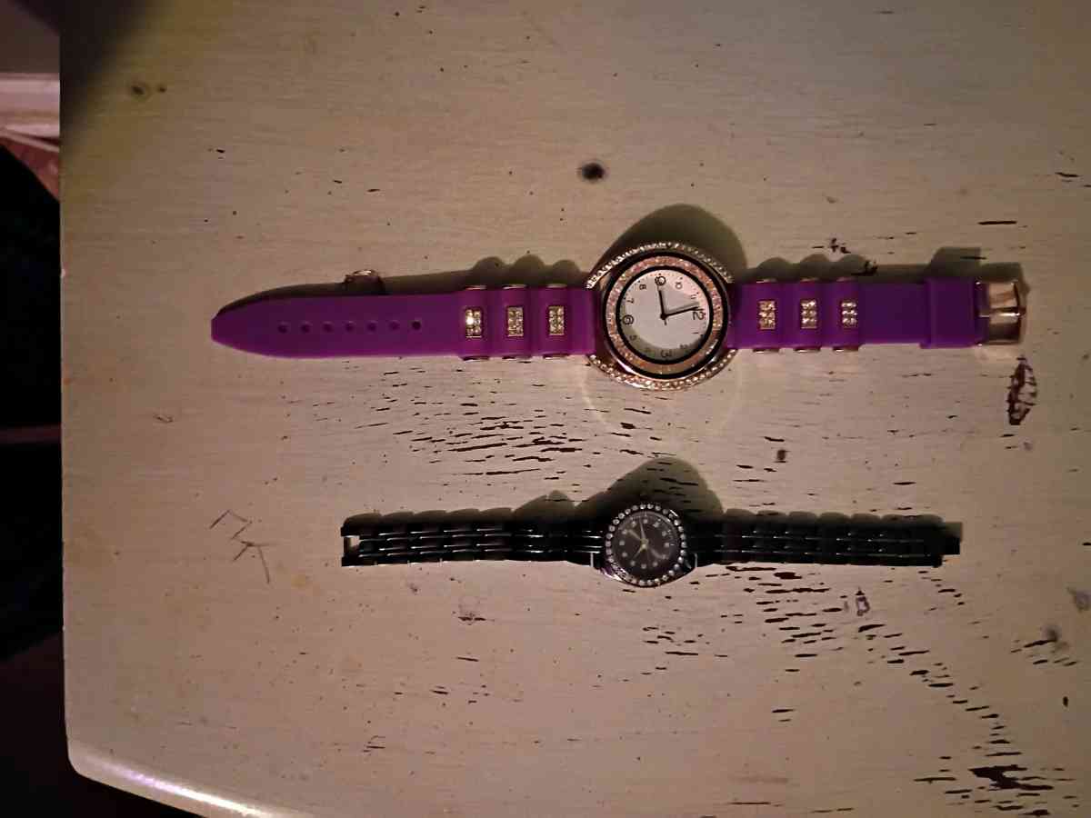 watches  bezel - Philadelphia, Pennsylvania - FleaMarketBay