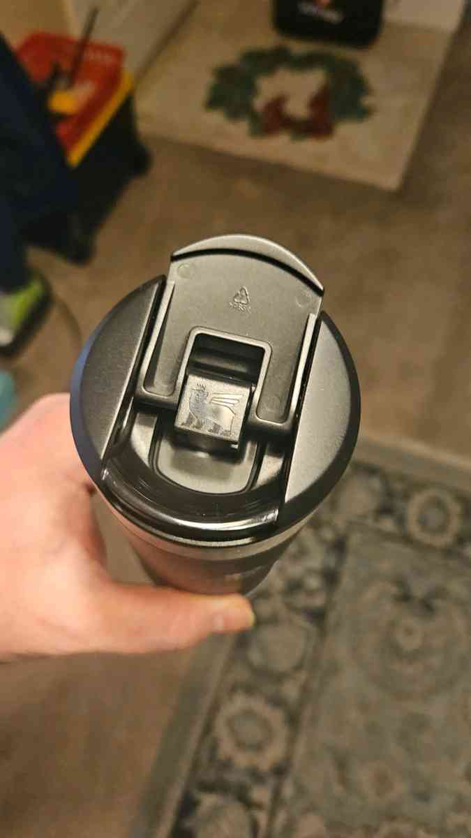 Stanley 20oz Aerolight Transit Bottle - Woodstown, New Jersey - FleaMarketBay