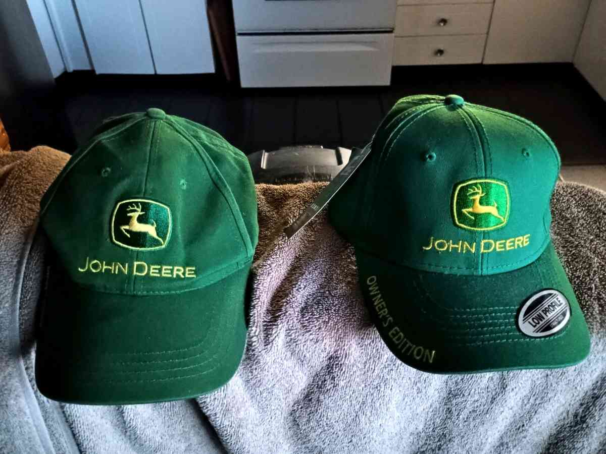 John Deere hats - Allentown, Pennsylvania - FleaMarketBay