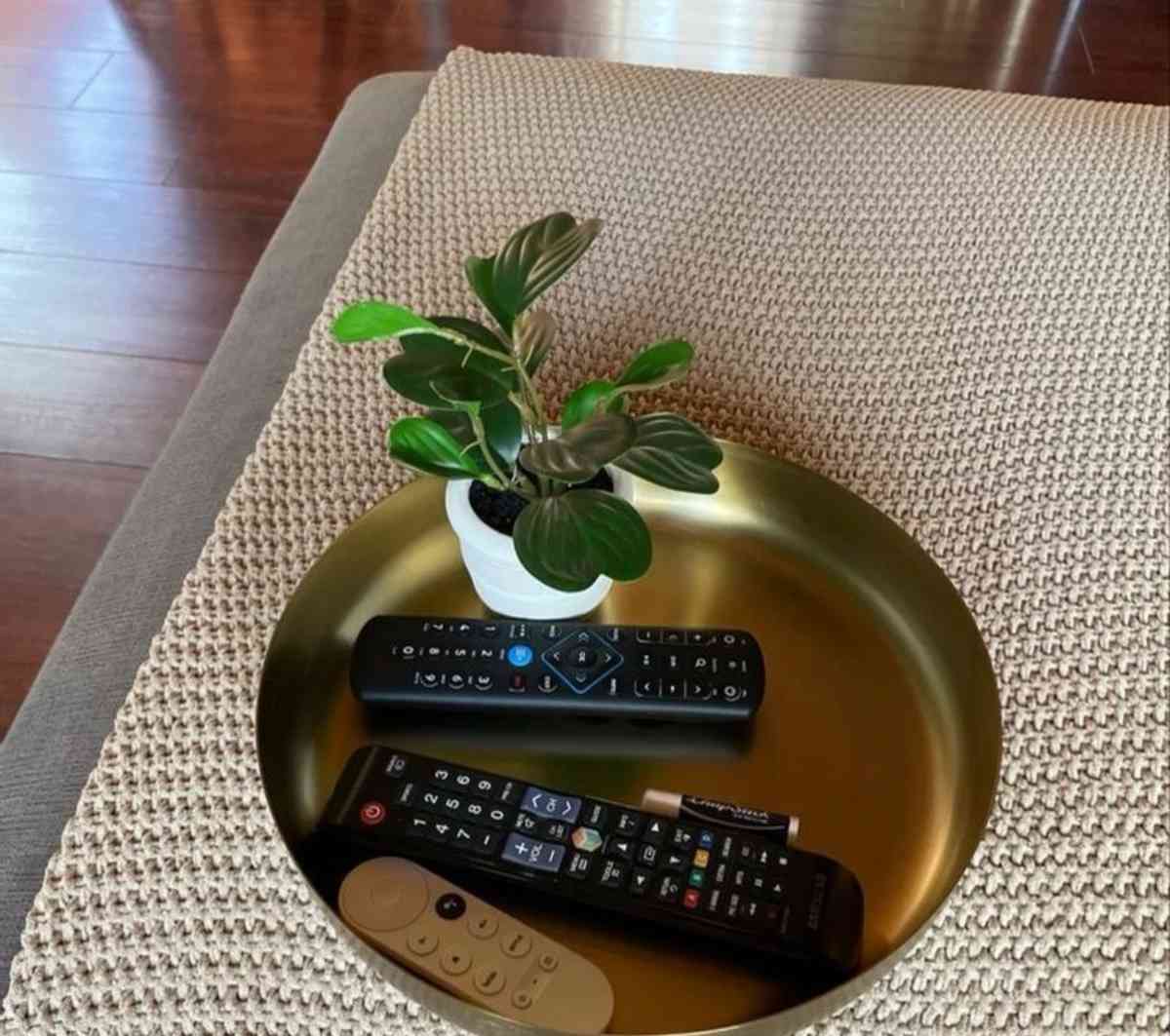 Threshold brass bowl - Achilles, Virginia - FleaMarketBay