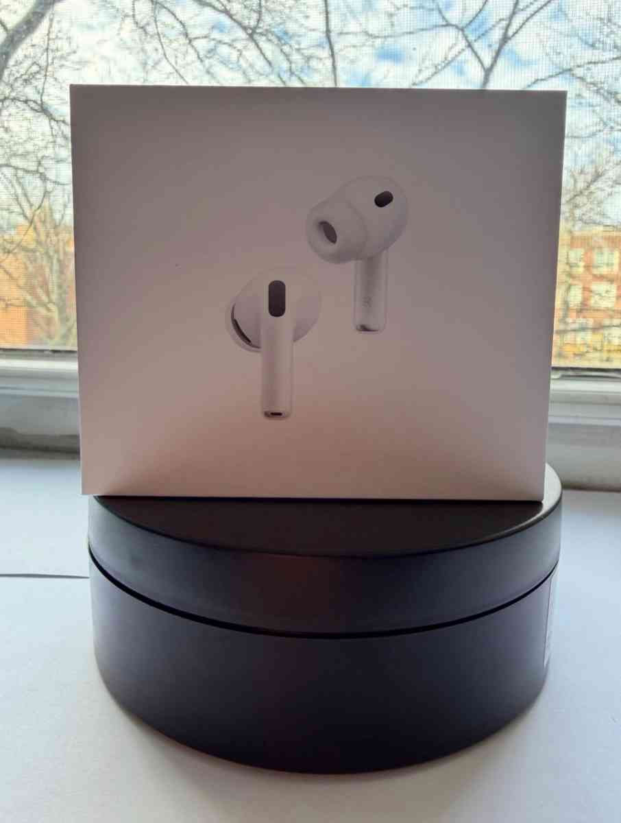 Apple AirPods Pro 3 With ANC - Brooklyn, New York