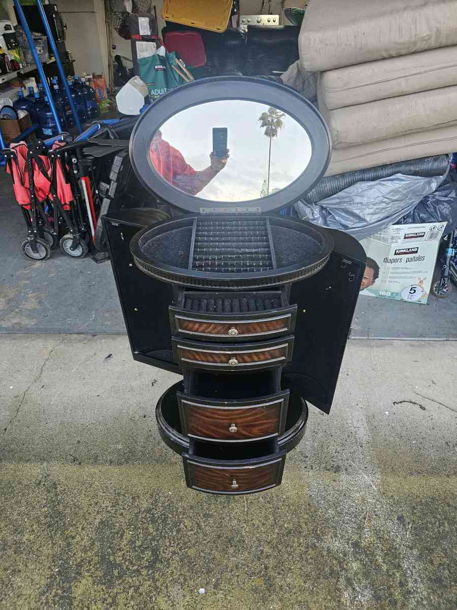 jewelry cabinet - Roseville, California