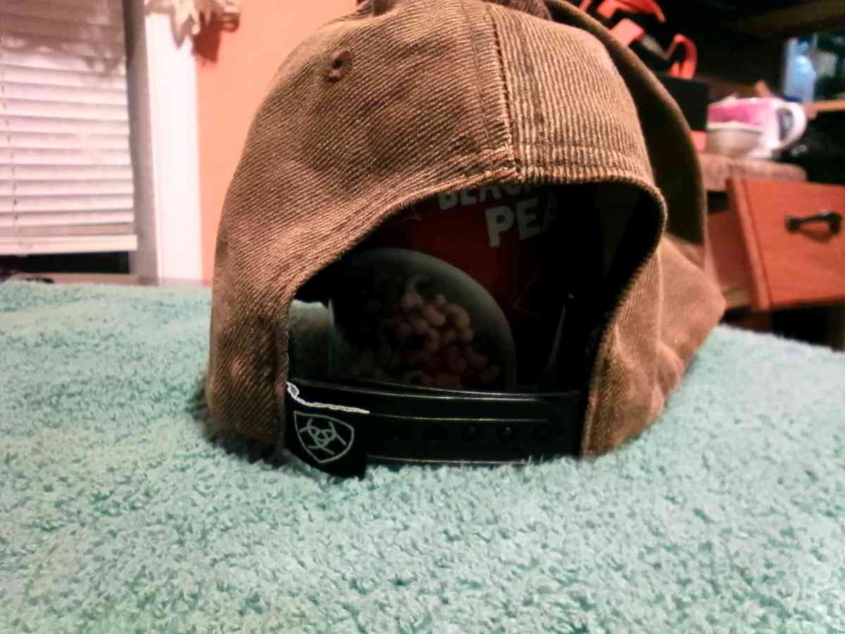 Ariat Vintage Mans Hat - Corning, Arkansas - FleaMarketBay