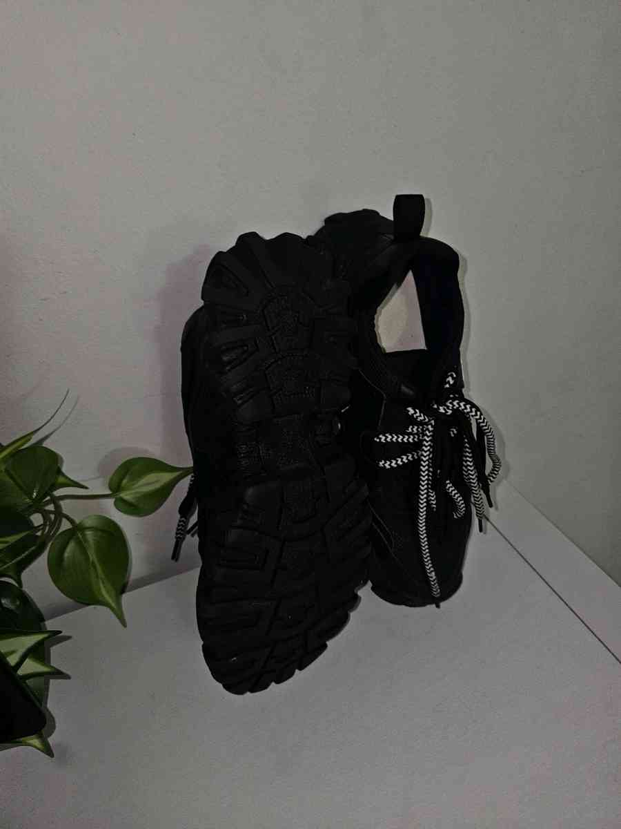 sneakers barbie shoes - Saint Paul, Minnesota - FleaMarketBay