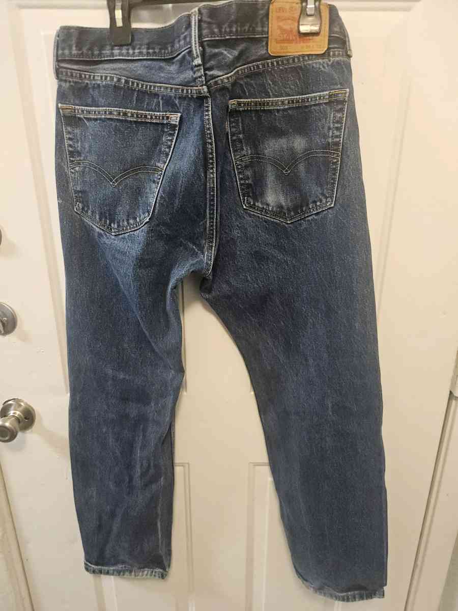 Levis 505 Mens Denim Jeans - Tulsa, Oklahoma - FleaMarketBay